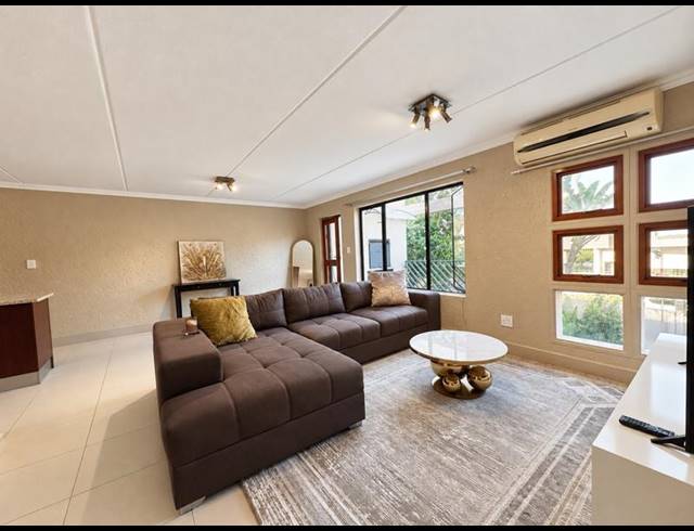 2 BEDROOM APARTMENT FOR SALE IN SANDTON CENTRAL